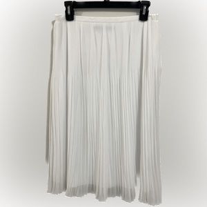 Zara Basic white pleated midi skirt